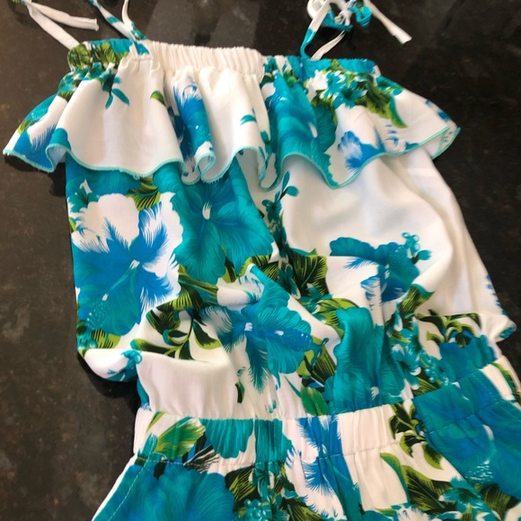 Beautiful bright jumpsuit made in Hawaii NWOT - Picture 3 of 9